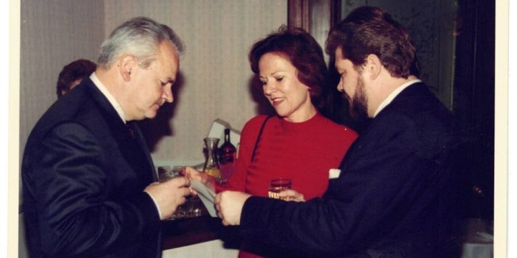 Lecciones diplomáticas de la negociación del fin de la guerra civil bosnia en Dayton