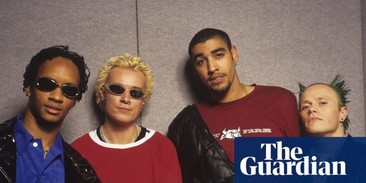 'Un chute de adrenalina': los lectores transmiten los clásicos de discoteca de los 90 a las nuevas generaciones | musica de baile