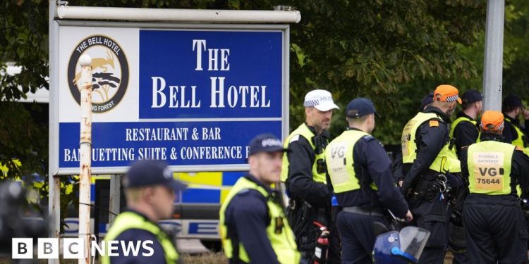 El Tribunal Superior dictamina que los solicitantes de asilo pueden alojarse en el hotel de Epping