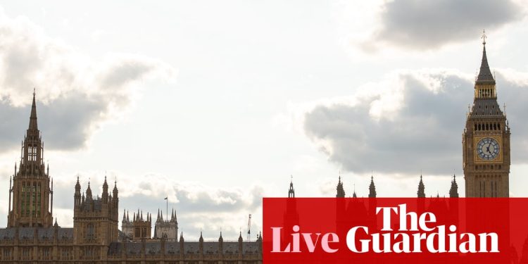 El espionaje chino equivale a una interferencia en la democracia del Reino Unido, dice un ministro, después de que el MI5 advirtiera a los parlamentarios – política en vivo | Política