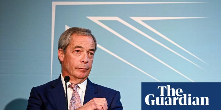 Starmer insta a Farage a explicarse sobre las acusaciones de comportamiento racista en el pasado | Nigel Farage