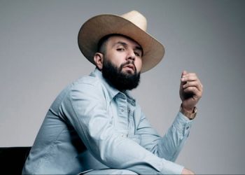 Carin León: entre grandes colaboraciones y el salto hacia su primer disco en inglés