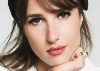 Marie Benoliel alias Marie S'infiltre va reprendre sa vraie identité et projeter un documentaire sur l'exode des Juifs tunisiens