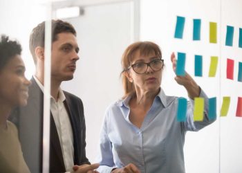 La gobernanza aburrida es el camino hacia la adopción real de la IA