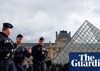 Robo de joyas del Louvre por parte de delincuentes menores, no de profesionales organizados, dice el fiscal de París | París