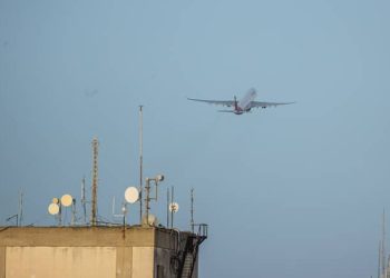 Estados Unidos envió una alerta a los aviones por aumento de actividad militar cerca de Venezuela