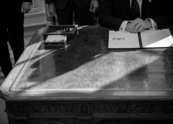 « Trump contra la ley » en Arte.tv, crónica de una guerra clara contra la democracia americana