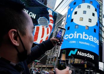 Las sospechas de uso de información privilegiada y los poseedores de tokens perjudicados son el centro de la última controversia sobre Coinbase