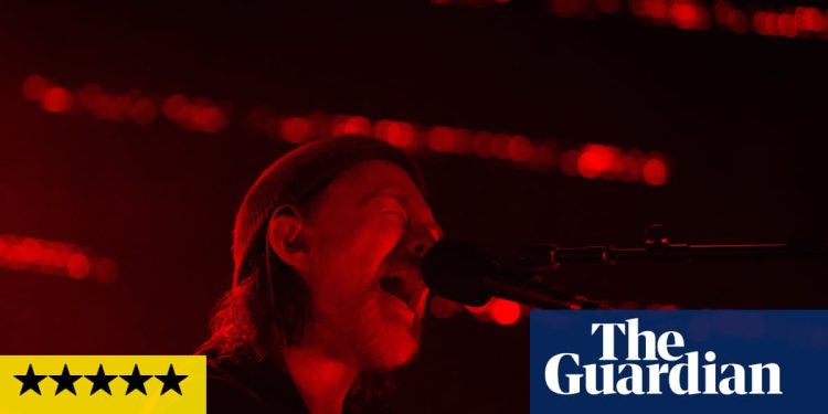 Reseña de Radiohead: los bardos del apocalipsis regresan para una bacanal brutal | Radiohead