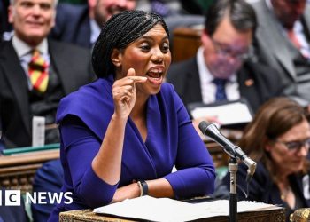 Badenoch defiende llamar «cobarde» al canciller en la disputa por el presupuesto