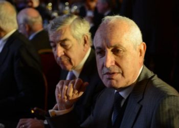 Milei le dio al imputado Cartellone la primera concesión de rutas, pero la perdería si lo condenan por Cuadernos