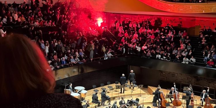 à la Philharmonie de Paris, le récit d'un concert entravé par l'activisme propalestinien