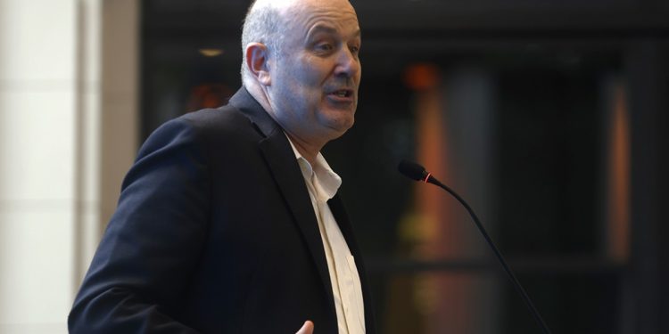 La interna de Sturzenegger y Pettovello complica la reforma laboral de Milei