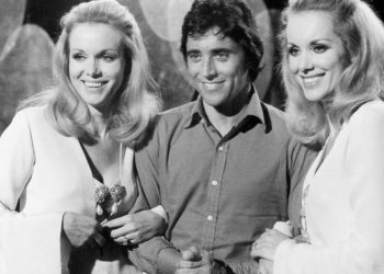 Las hermanas jumelles Kessler, vedettes de los años 60, meurent le même jour à 89 años