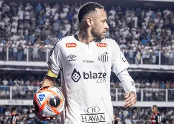 Neymar se volvió a lesionar y sería baja para el resto de la temporada en un Santos que está en riesgo de volver a descender en Brasil