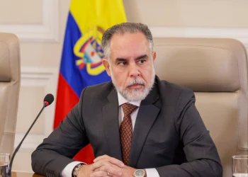 Armando Benedetti responde si ha pensado en renunciar tras allanamiento a su vivienda este martes e inclusión en la lista Clinton: 'Estoy cansado'