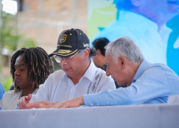 El presidente Gustavo Petro le ordenó a su ministro de Salud, Guillermo Alfonso Jaramillo, iniciar demandas por demoras en debate de reforma a la salud.