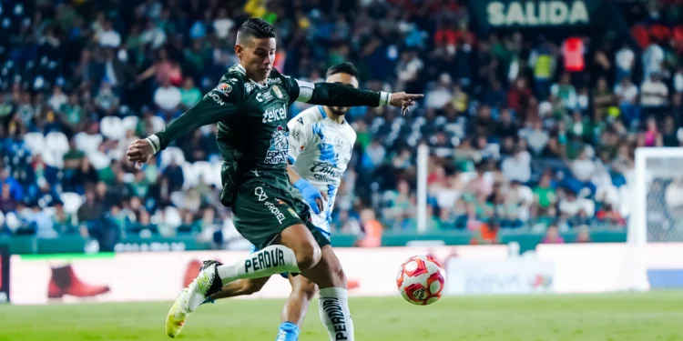 James Rodríguez hace espectacular asistencia en su despedida del León, con derrota; video