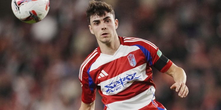 Pablo Sáenz se 'borra' del Granada