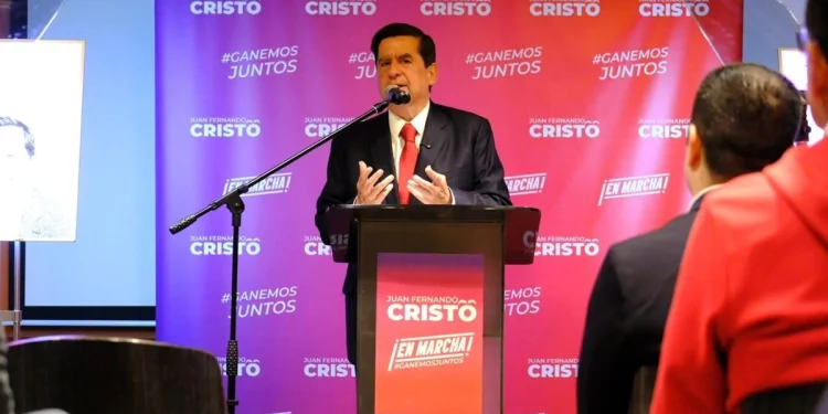 Así queda la puja en la izquierda con la llegada del exministro Juan Fernando Cristo al partido presidencial