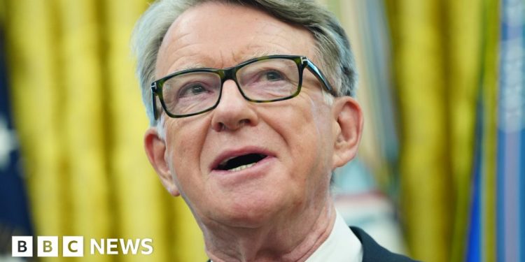 Mandelson siguió en contacto con Epstein en 2016, según muestran documentos