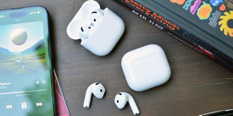 Los AirPods 4 de Apple bajan a 85 dólares antes del Black Friday