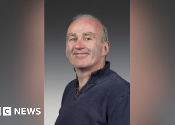 Se insta al concejal 'grosero' de la ciudad de Leicester a disculparse ante los agentes