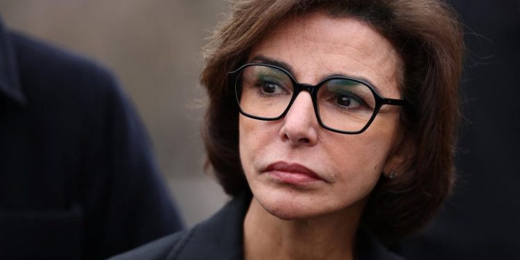 Pour remettre le Louvre aux normes, « il faudrait presque le fermer définitivement », según Rachida Dati