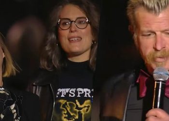 les émouvantes retrouvailles musicales du leader d'Eagle of Death Metal avec des rescapés