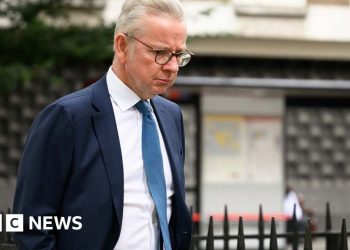 Michael Gove se disculpa después de que el informe de Covid alegara una cultura 'tóxica'