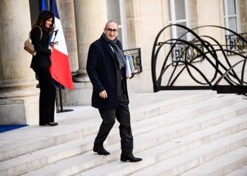 Radio Nova defiende la «libertad de expresión» después de una queja de Laurent Nuñez contra el humorista Pierre-Emmanuel Barré