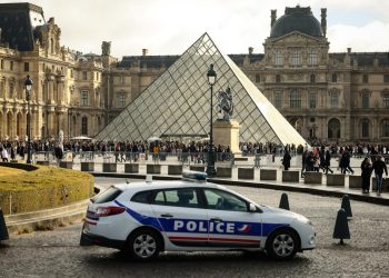 El Louvre presenta las «medidas de urgencia» en materia de seguridad, sin anuncio de contratación