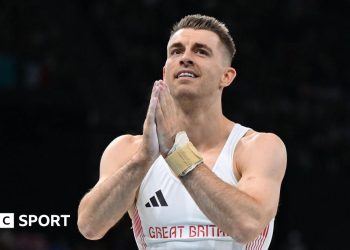 Max Whitlock: tres veces medallista de oro olímpico saldrá de su retiro para Los Ángeles 2028