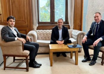 A la búsqueda del sí de los gobernadores | Santilli se Reunión con mandatarios de Chubut y Catamarca