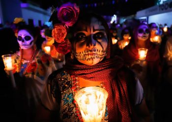 Celebraciones del Día de Muertos en todo el mundo | Noticias de religión