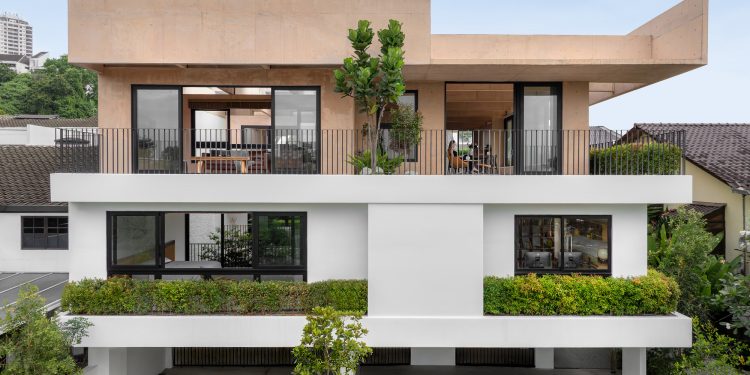 Casa Armoua / Fabian Tan Arquitecto