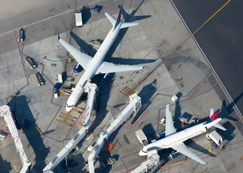 Las aerolíneas más expuestas a los recortes de la FAA