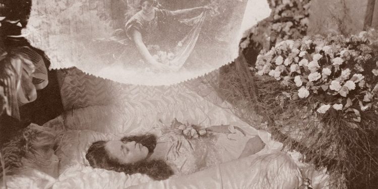 Imágenes oníricas de los difuntos de James Van Der Zee