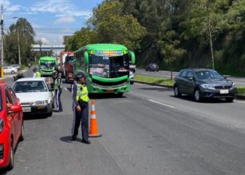 En solo 12 días, decenas de conductores excedieron los límites de velocidad en la Simón Bolívar y Ruta Viva.