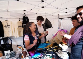 “Nos dimos a conocer y hoy tenemos pedidos por entregar': emprendedores celebran su éxito tras los conciertos de Shakira | Cultura | Entretenimiento