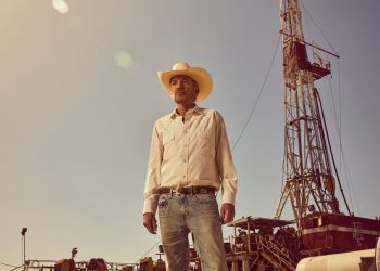 “Landman” cae como un Michelob Ultra