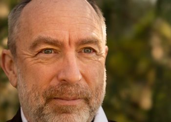 Jimmy Wales no cree que Grokipedia se parezca en nada a Wikipedia