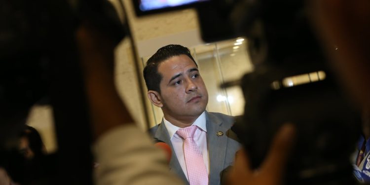 Testigo ubica al exasambleísta Ronny Aleaga como parte del grupo que 'reunió' $ 1 millón para 'solicitar' a Los Lobos que asesinen a Fernando Villavicencio | Política | Noticias