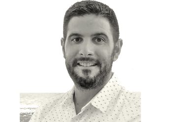 Demetrio Fernández Muñoz: «El aforismo no se improvisa: se decanta»