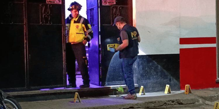 Mueren baleados dos hombres en ataque a discoteca de Boca del Monte