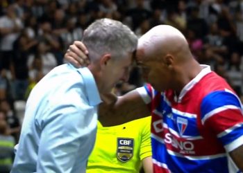 A diez días de la final ante Lanús, el Mineiro de Sampaoli empató con la Fortaleza de Palermo por un hat-trick de Deyverson :: Olé