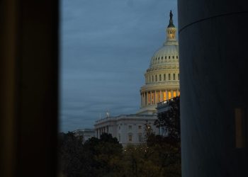Acusan a congresista demócrata de sustraer fondos federales y lavado de dinero | Internacional | Noticias