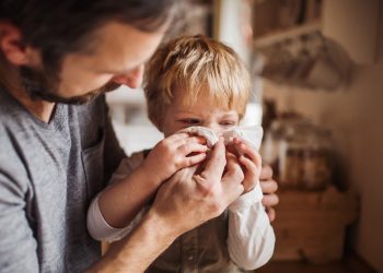 Es oficialmente temporada de gripe: cómo evitar enfermarse en un avión