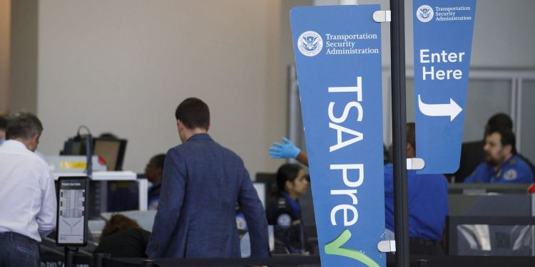 ¿Puedo empacarlo? Envía un mensaje de texto a la TSA y pregunta