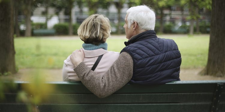 Un hombre de 83 años casado durante 50 años casi sorprende a los médicos con una ETS sorpresa